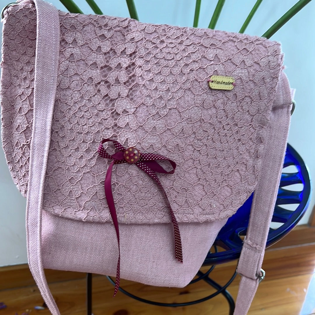 Pink lace crossbody shoulder bag