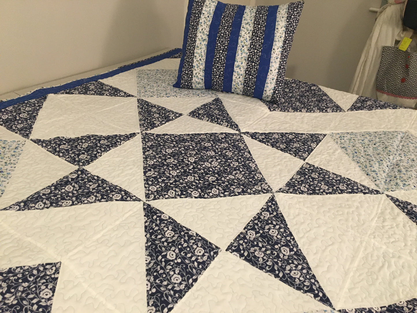 Diamond star quilt