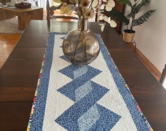 Twisted TABLE RUNNER